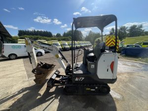 BOBCAT E17 * CHOICE OF THREE *-image