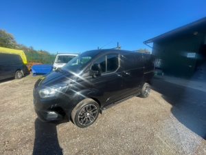FORD	Transit Custom 280 L1 Dies 2.0 Ecoblue 130PS Low Roof Ltd-image