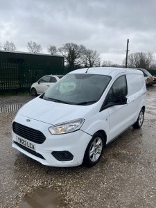 FORD TRANSIT COURIER LIMITED 1.0 Petrol-image