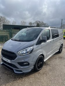 FORD TRANSIT CUSTOM 320 LIMITED CREW (AUTO)-image